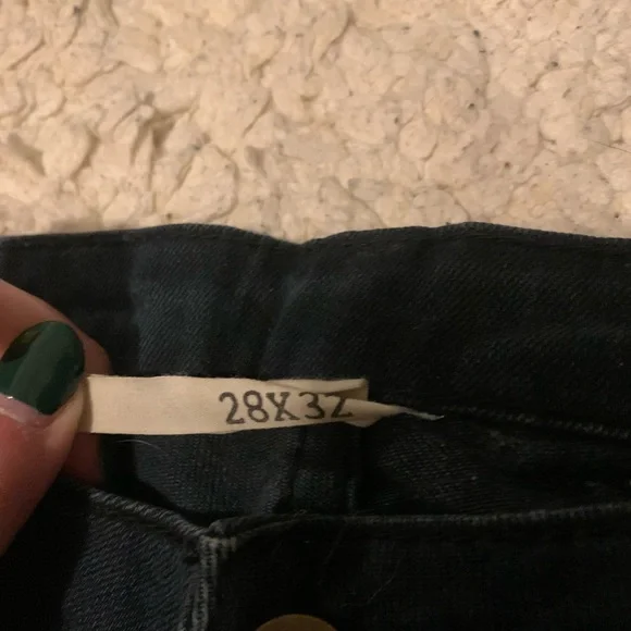 Forever 21 2.1 Women’s Denim Dark Blue Distressed Destroyed Skinny Jeans 28x32 - Picture 13 of 15